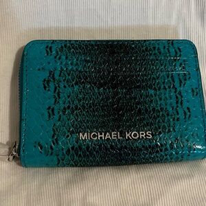 Michael Kors Jet Set Turquoise Small Snake Embossed Leather Wallet NWOT